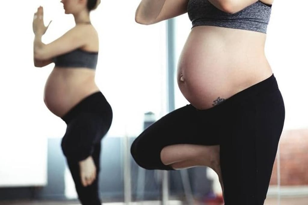 Yoga para Embarazadas Lligams 1