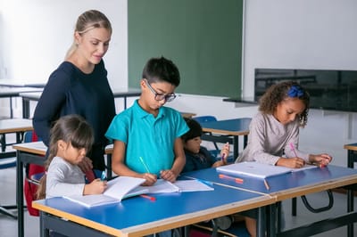 Actividad - Clases de Refuerzo para Primaria