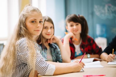 Actividad - Clases de Refuerzo para Secundaria