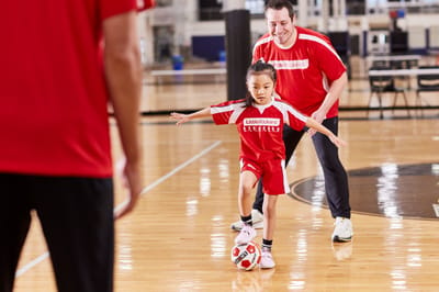 Actividad - Little Kicks