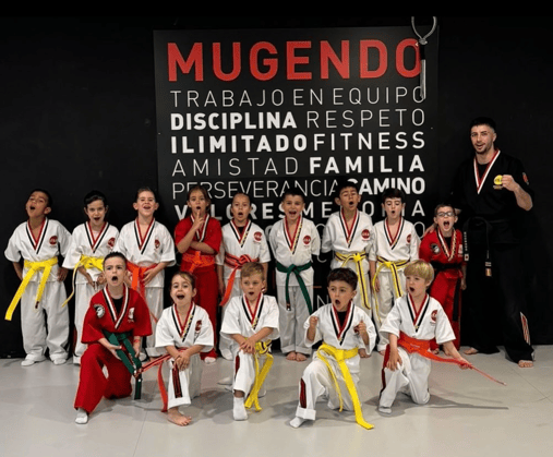 MUGENDO TIGRES (5 a 7 años)