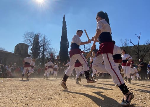 Ball de bastons per a infants i joves dels 3 als 15 anys