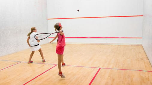 Escuela squash y raquet