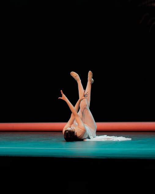 Danza contemporánea americana/lirico